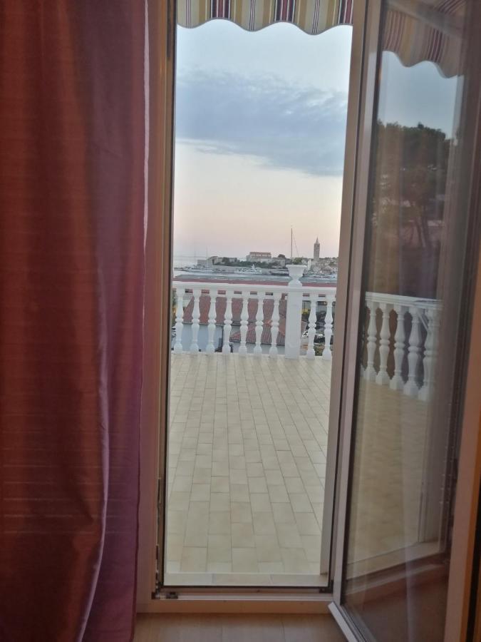 Smjestajni Objekt Padovan Banjol Exteriör bild