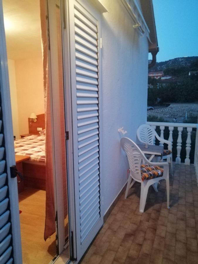 Smjestajni Objekt Padovan Banjol Exteriör bild
